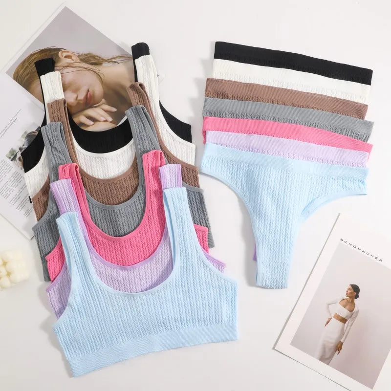 Seamless Ribbed Bra Set