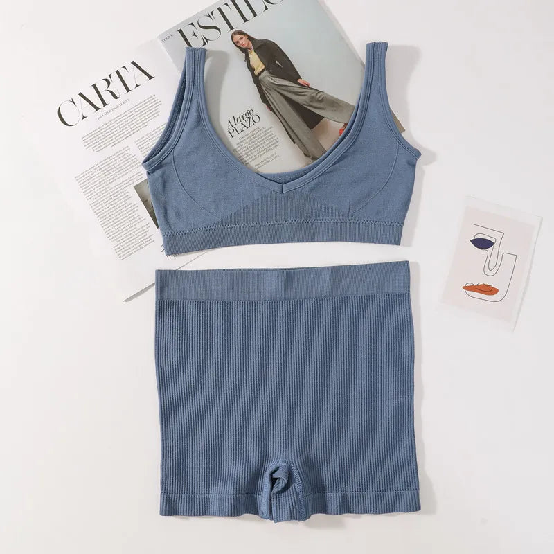 48375750394167|48375750426935