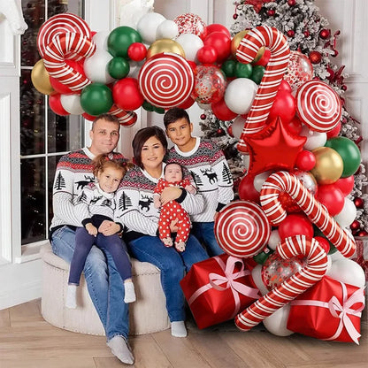 137PCS Christmas Balloon Decoration Set